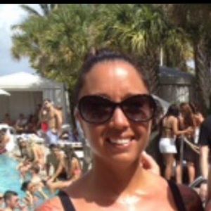 Meet your Posher, Ellie